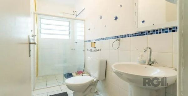 Casa no bairro Petrópolis de 3 dormitórios e 2 vagas