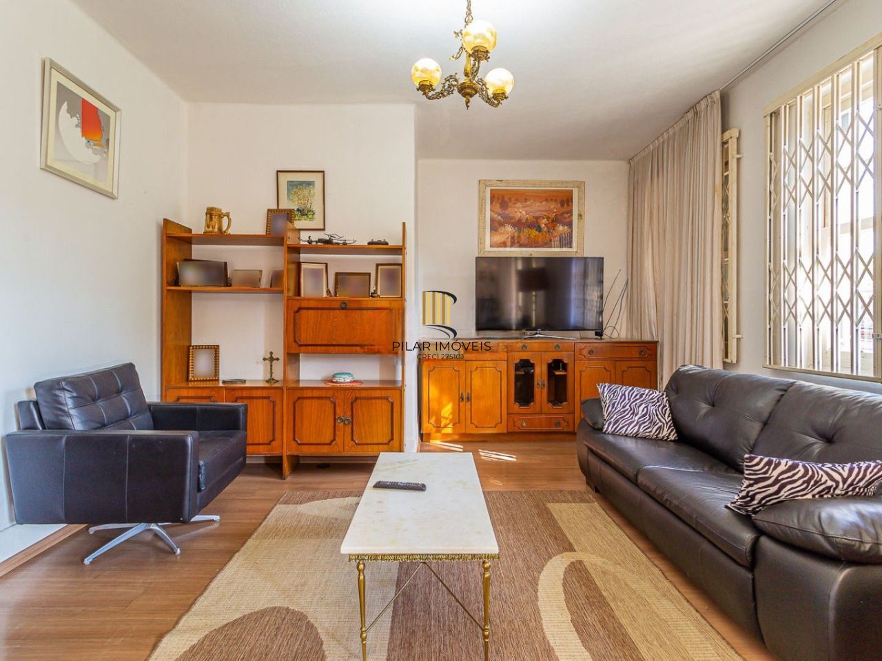 Sobrado 4 dormitórios no bairro Farroupilha