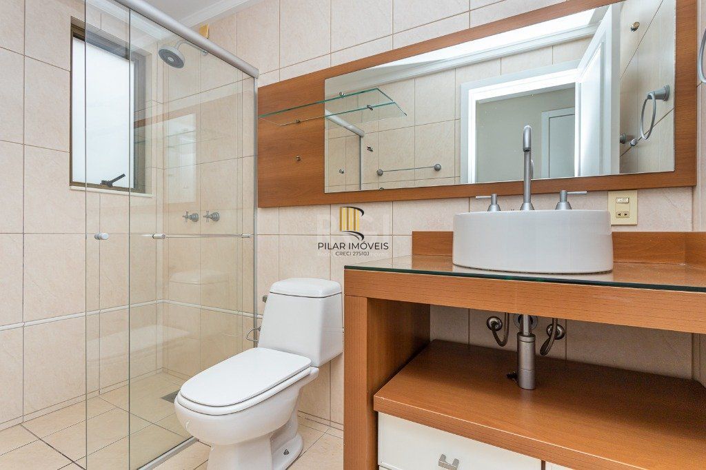 Apartamento para Venda - 141m², 3 dormitórios, sendo 1 suites, 3 vagas - Rio Branco