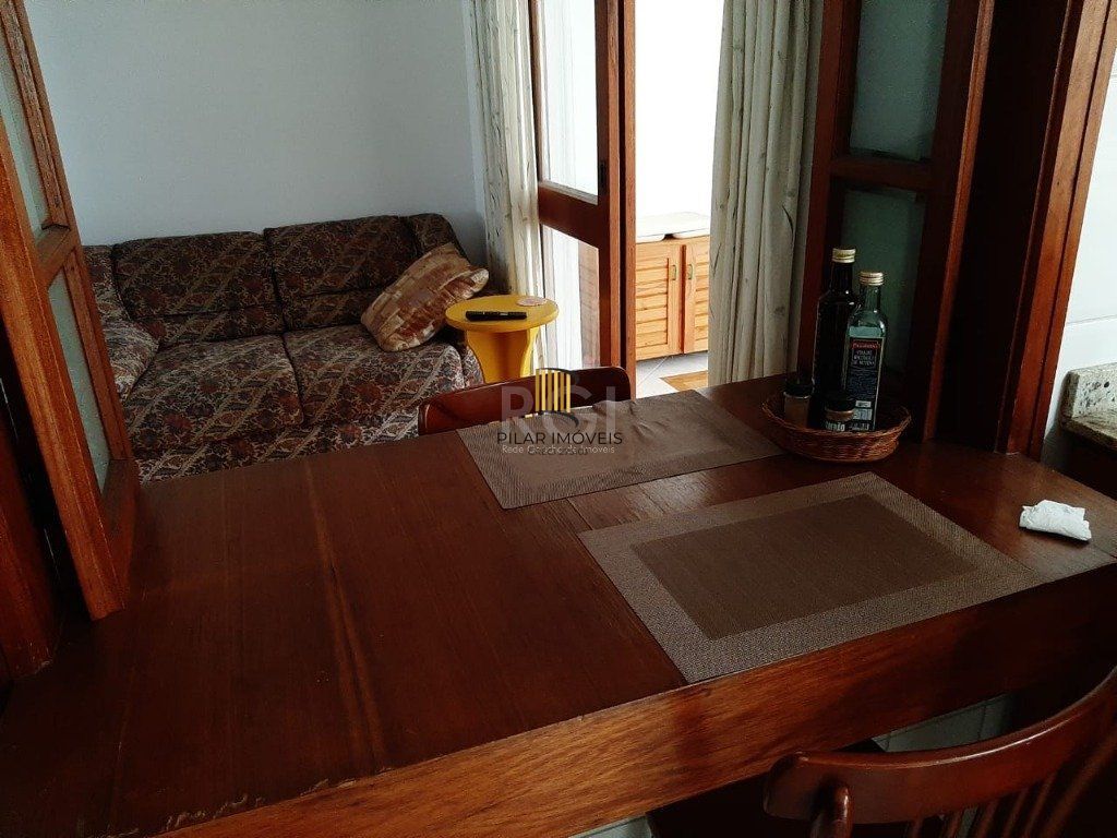 Casa Condominio para Venda - 129.58m², 3 dormitórios, sendo 1 suites, 4 vagas - Cavalhada