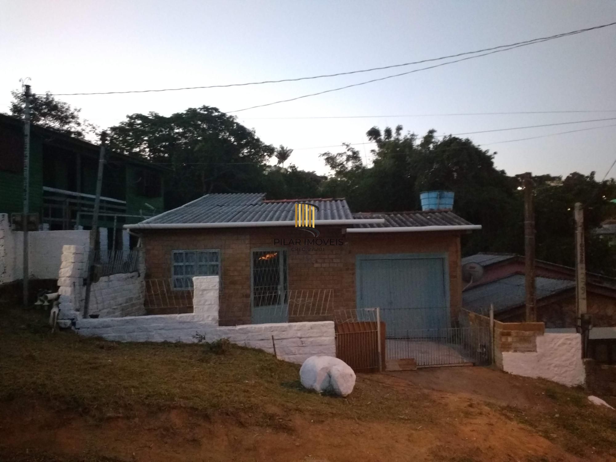 Casa 2 dormitórios no bairro Krahe