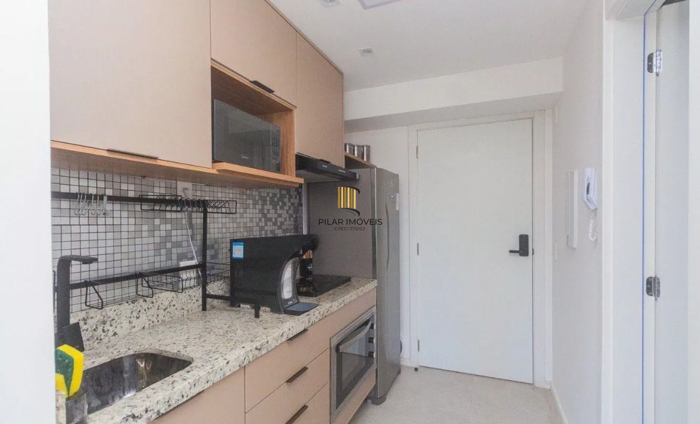 Apartamento no Partenon de 1 dormitório e vaga DESOCUPADO