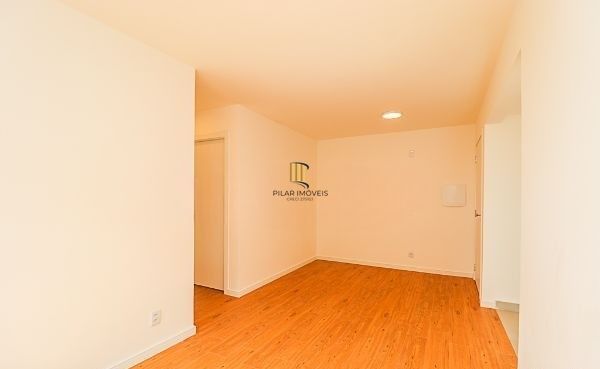 Apartamento no Jardim Itú Sabara de 2 dormitórios vaga e infra DESOCUPADO