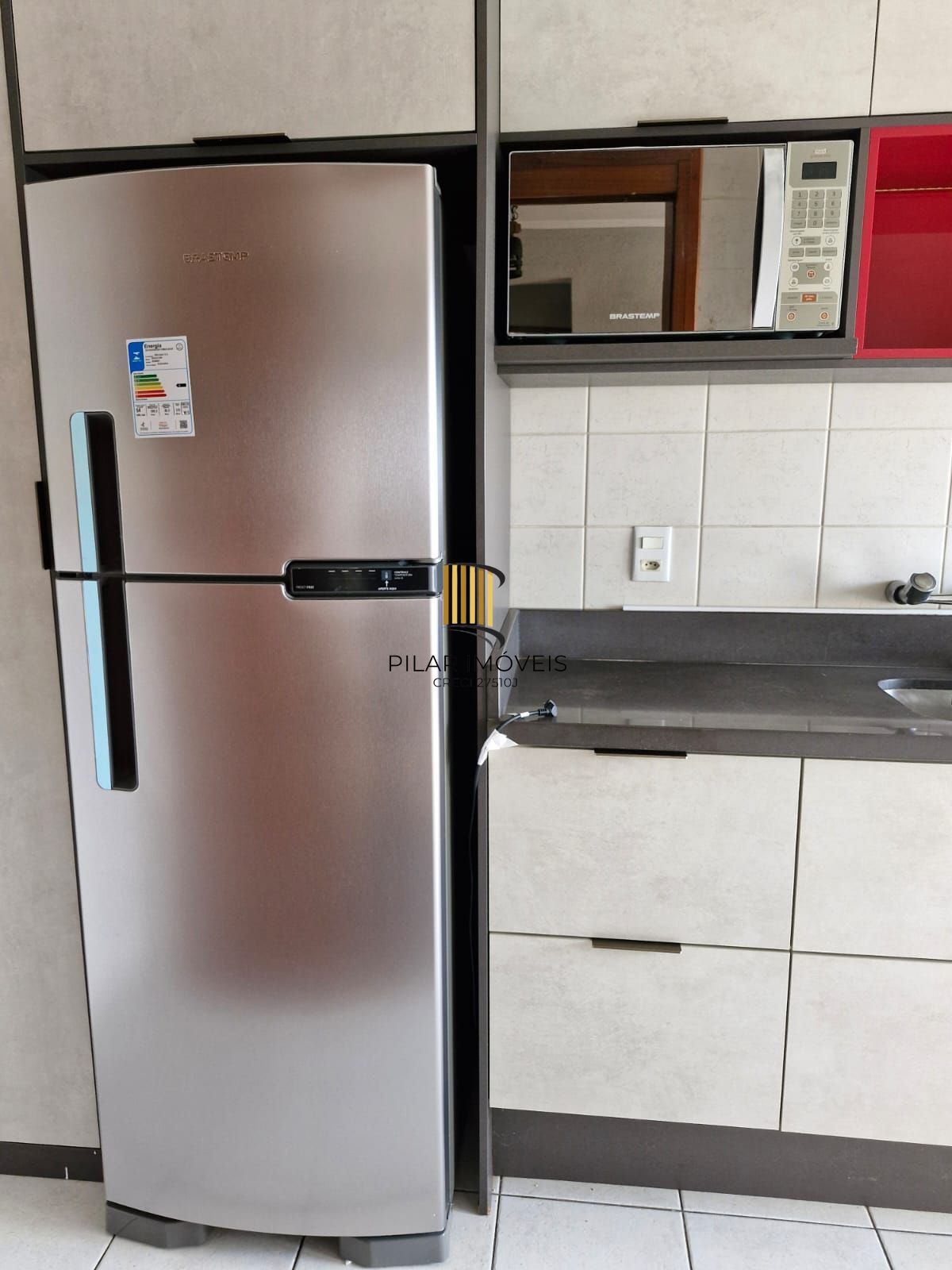 Apartamento 2 dormitórios no bairro São Sebastião