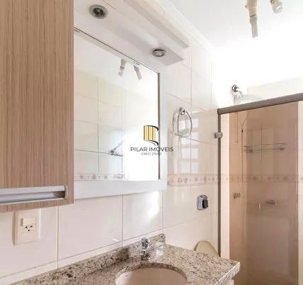 Apartamento de 2 dormitórios no bairro Cristal