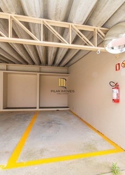 Apartamento no bairro Higienópolis de 2 dormitórios e 2 vagas