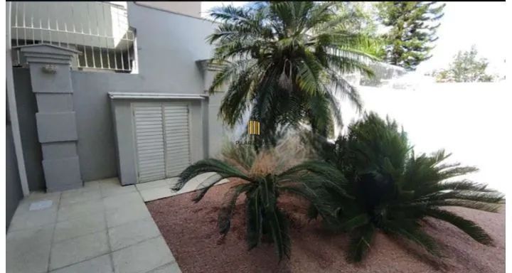 Casa 4 dormitórios no bairro Ipanema