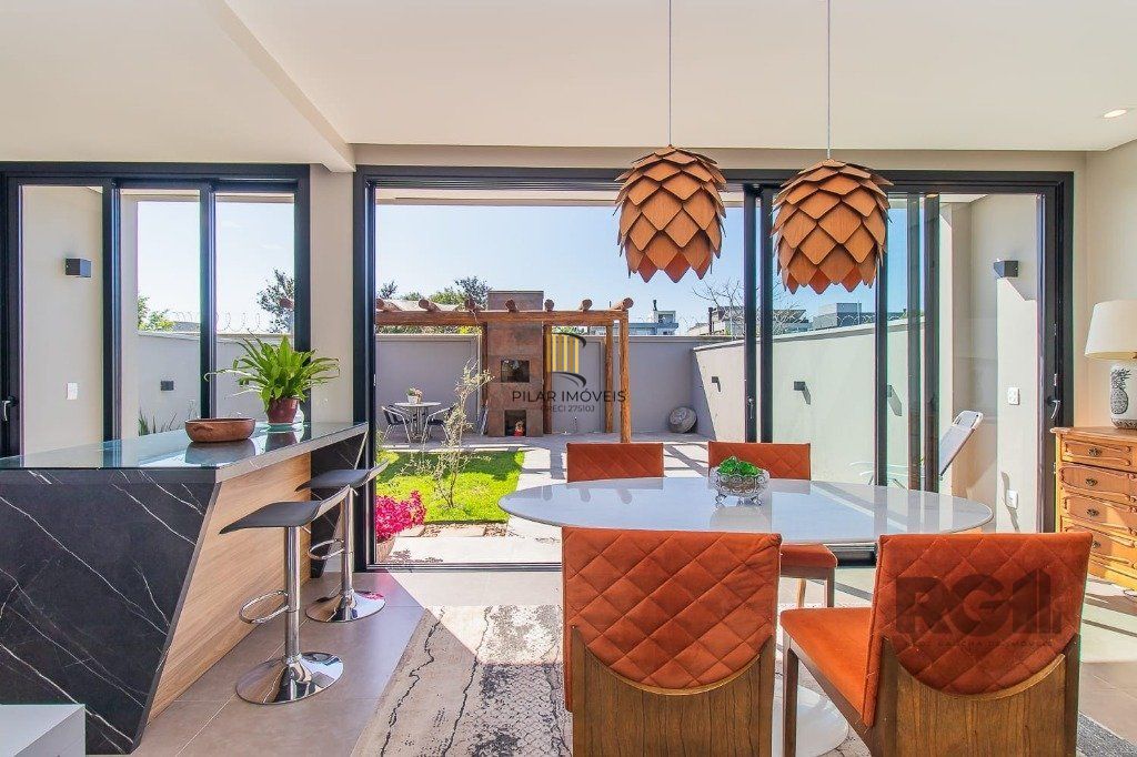 Casa Condominio 3 Dormitório(s) Bairro Sans Souci