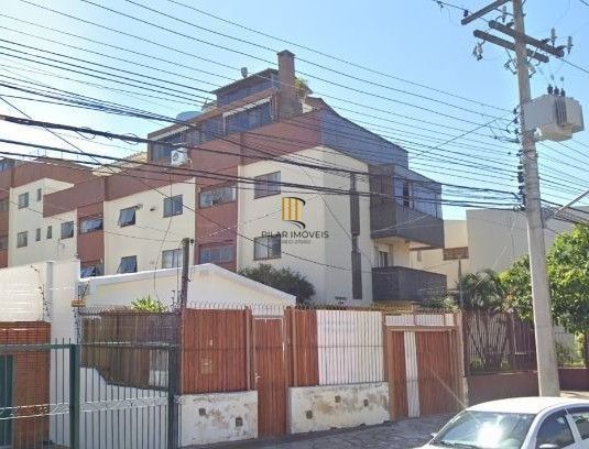 Cobertura no Menino Deus de 3 dormitórios e vaga
