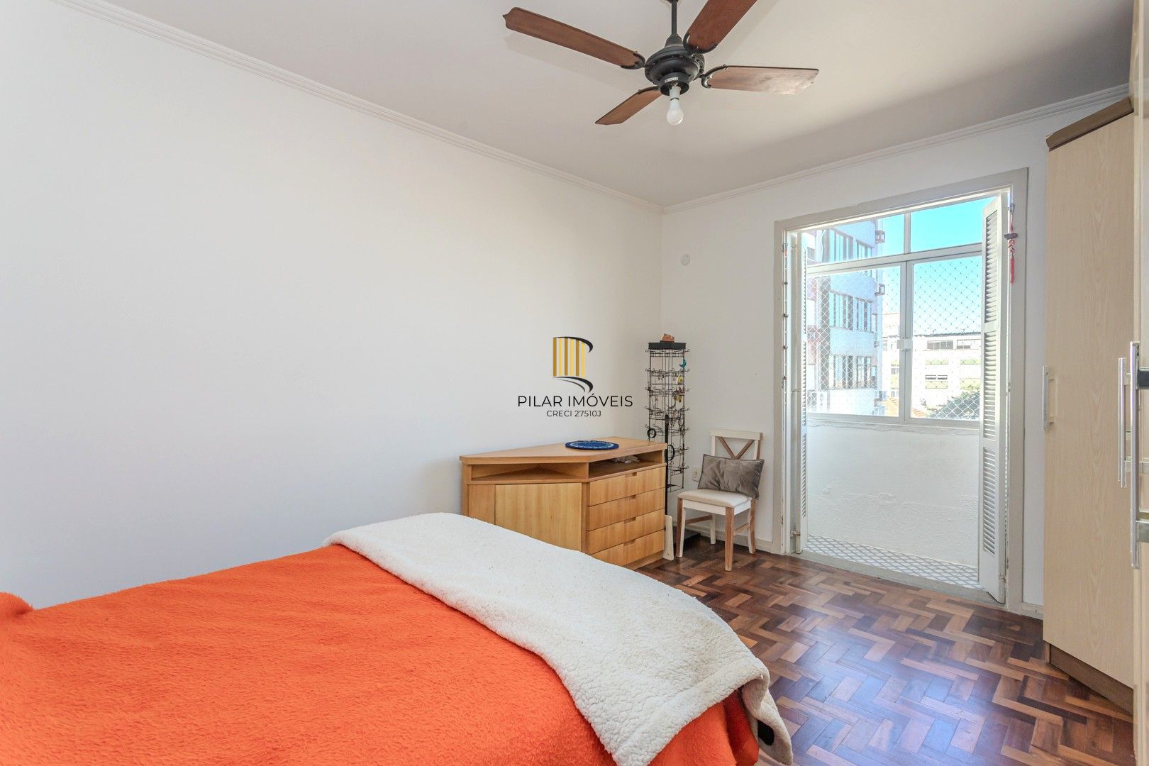 Apartamento no bairro Petrópolis de 3 dormitórios REFORMADO