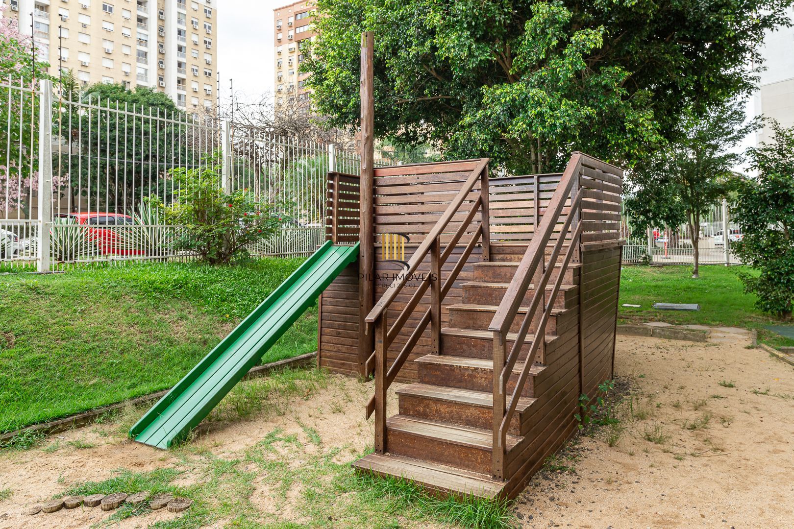 Apartamento de 3 dormitórios vaga e infra no bairro Vila Ipiranga