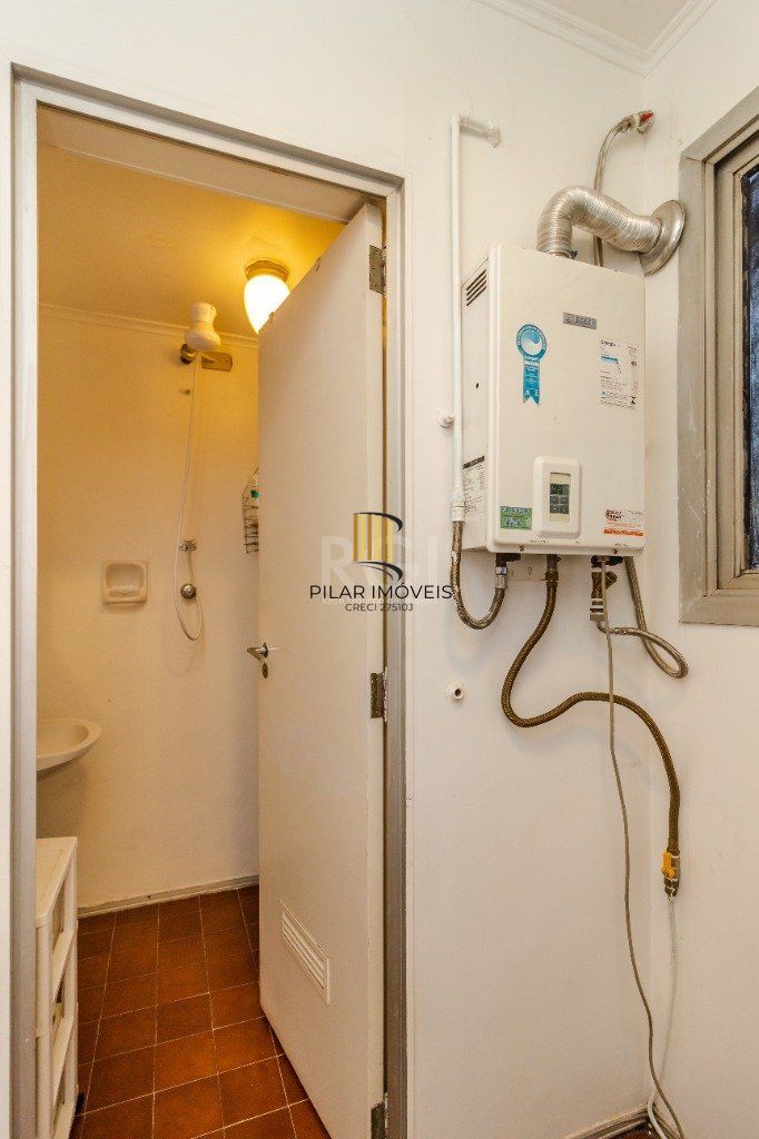 Apartamento para Venda - 138m², 3 dormitórios, sendo 1 suites, 1 vaga - Petrópolis