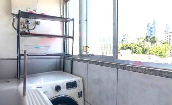 Apartamento no Cristal de 2 dormitórios