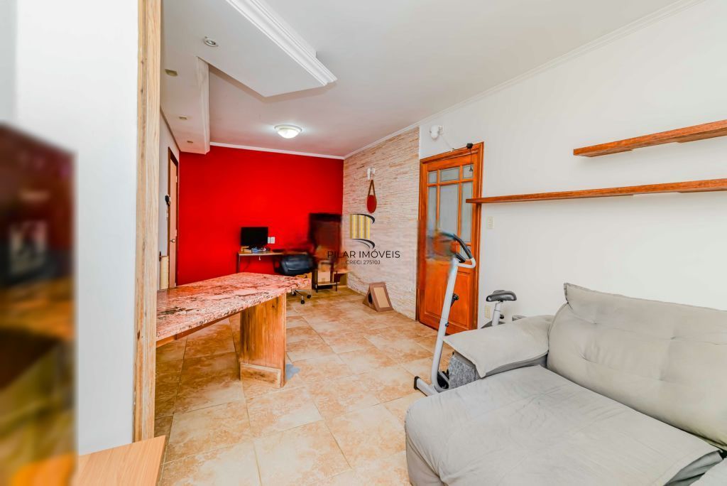 Apartamento 2 dorms, altar alto, 1 vaga de garagem coberta, à venda Rua Catumbi, Medianeira - Porto Alegre