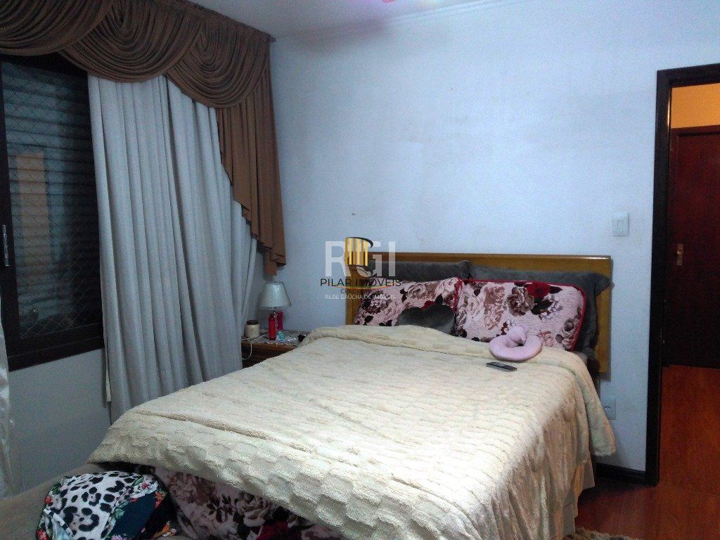 Cobertura para Venda - 323.99m², 3 dormitórios, sendo 1 suites, Partenon