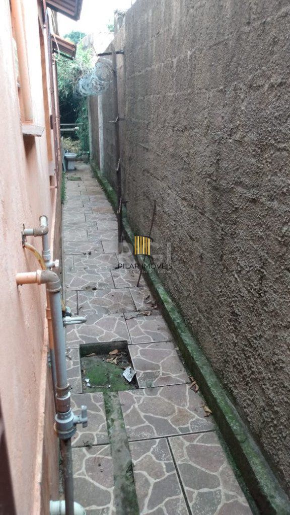 Casa para Venda - 90m², 3 dormitórios, sendo 1 suites, 1 vaga - Passo das Pedras