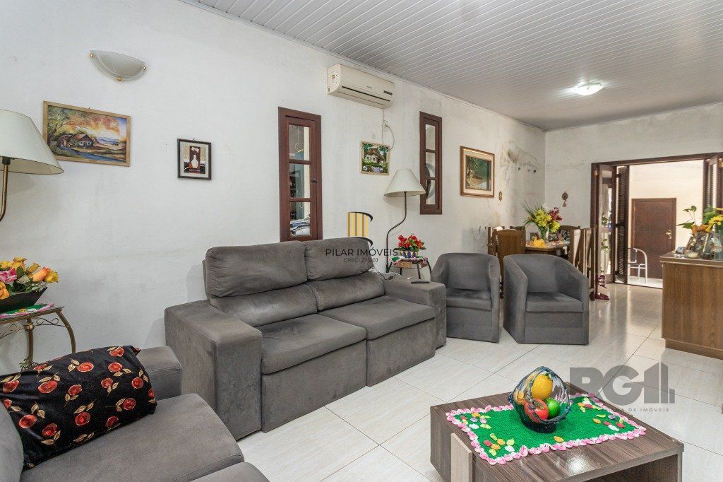 Casa 3 dormitórios no bairro Jardim  Botânico