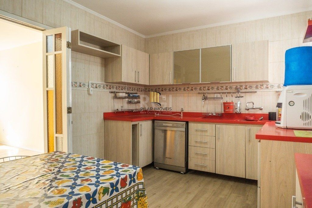 Casa para Venda de 5 dormitórios 3 vagas - bairro Chácara das Pedras