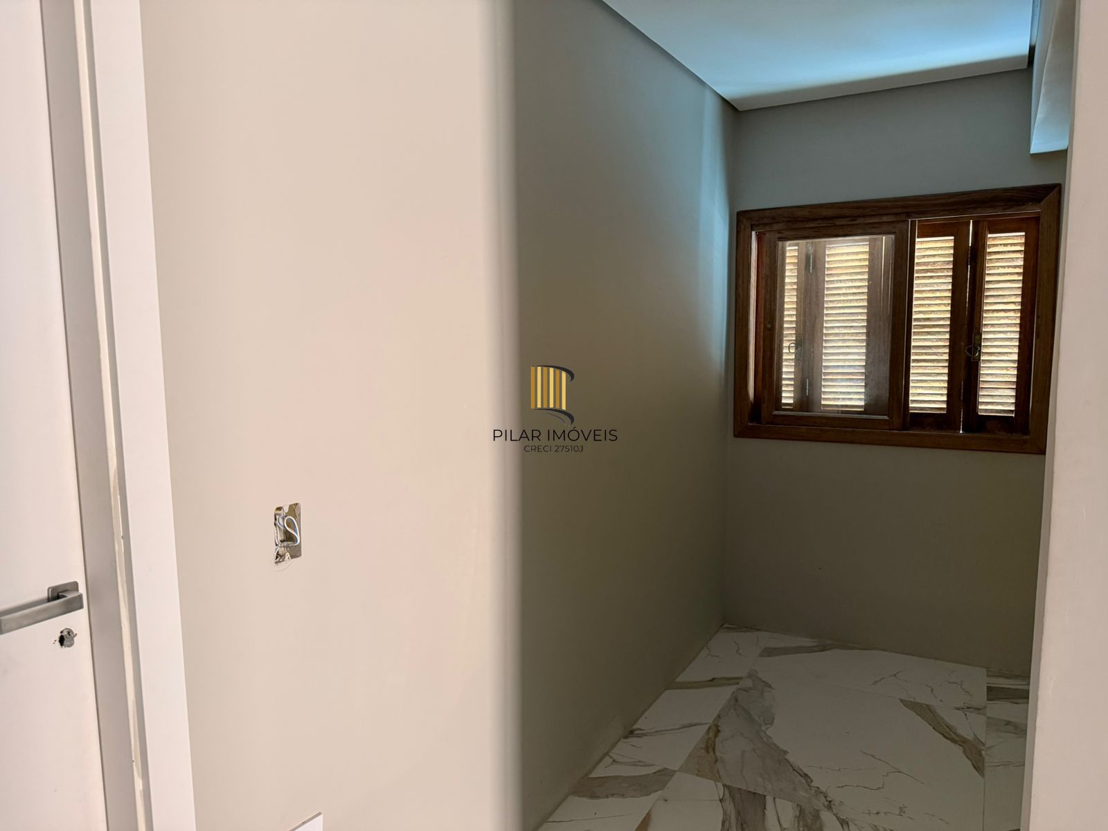 Casa 3 dormitórios no bairro Jardim Carvalho