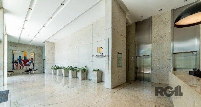 Loft no Tren City andar alto