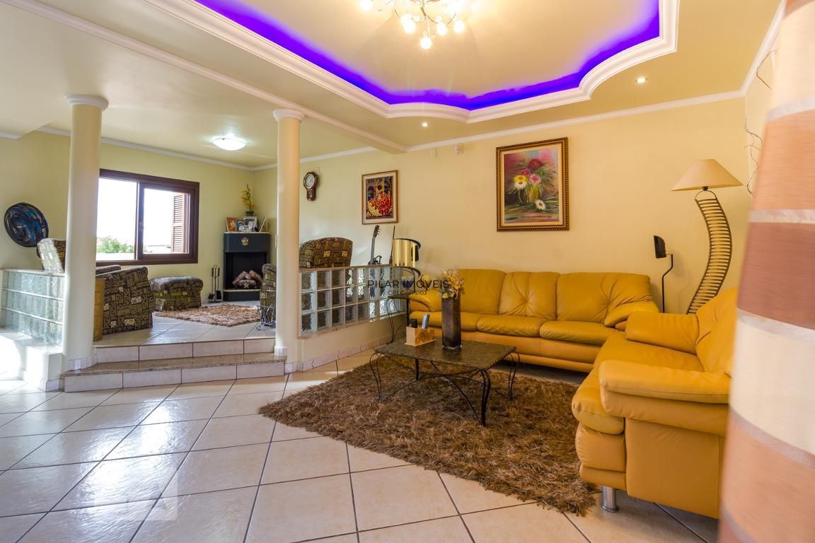 Casa 3 dormitórios no bairro Sarandi