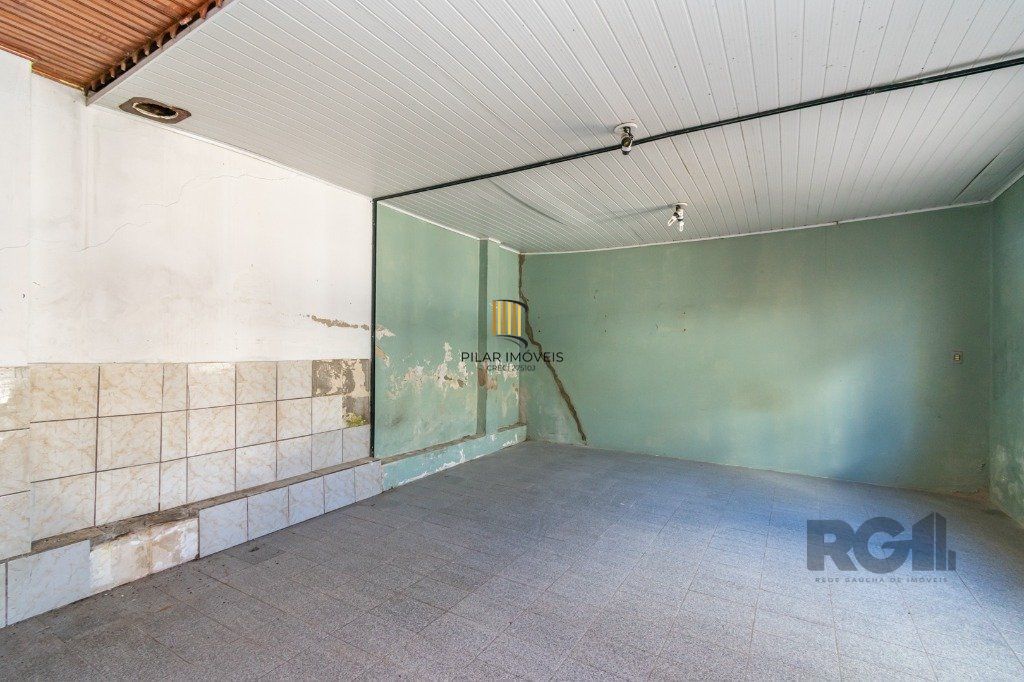 Casa no Sarandi de 2 dormitórios e 2 vagas
