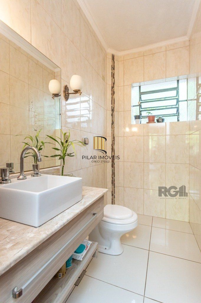 Casa 3 dormitórios no bairro Vila Ipiranga