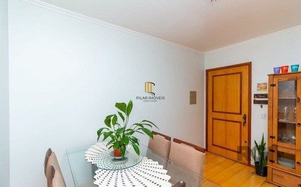 Apartamento no Nonoai de 2 dormitórios vaga e infra