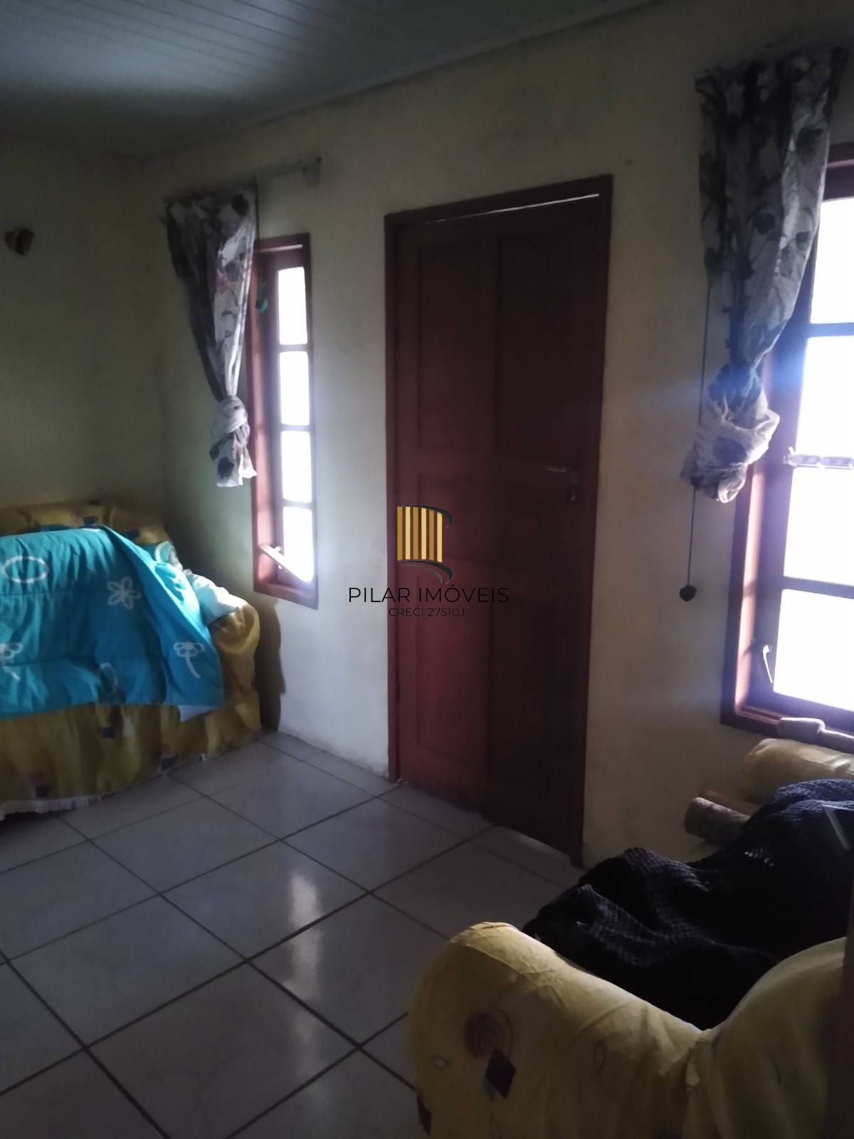 Casa 3 dormitórios no bairro Mirim