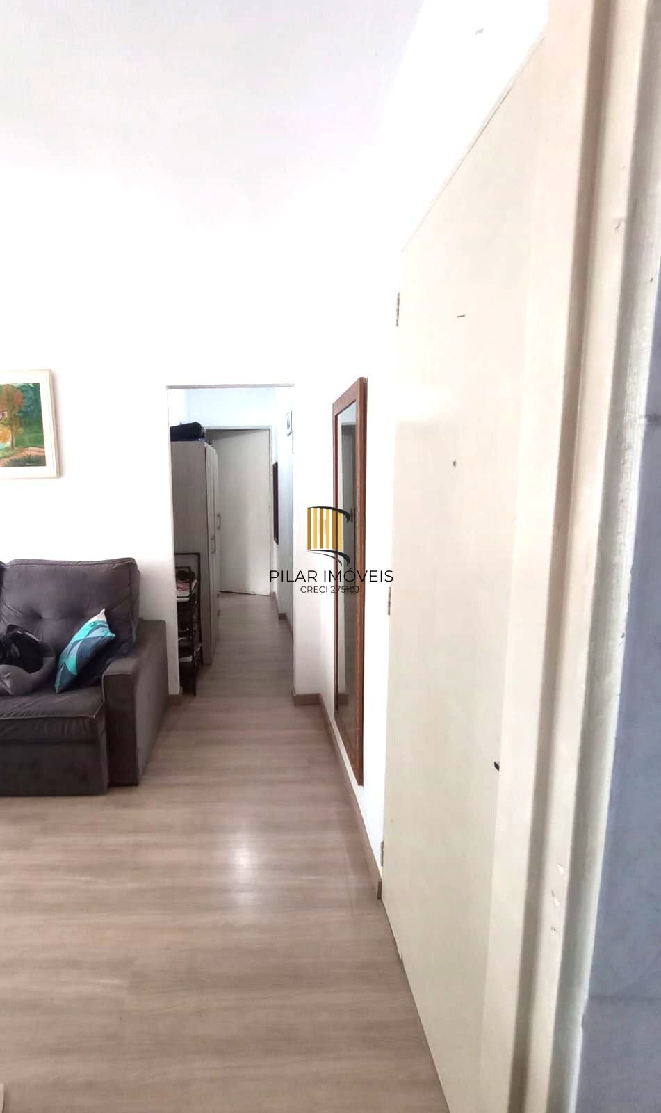 Apartamento de 2 dormitórios e *vaga no bairro Cavalhada