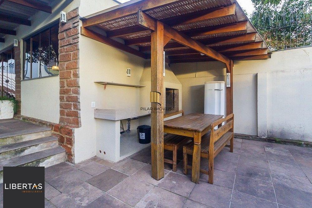 Apartamento 2 dorms, altar alto, 1 vaga de garagem coberta, à venda Rua Catumbi, Medianeira - Porto Alegre