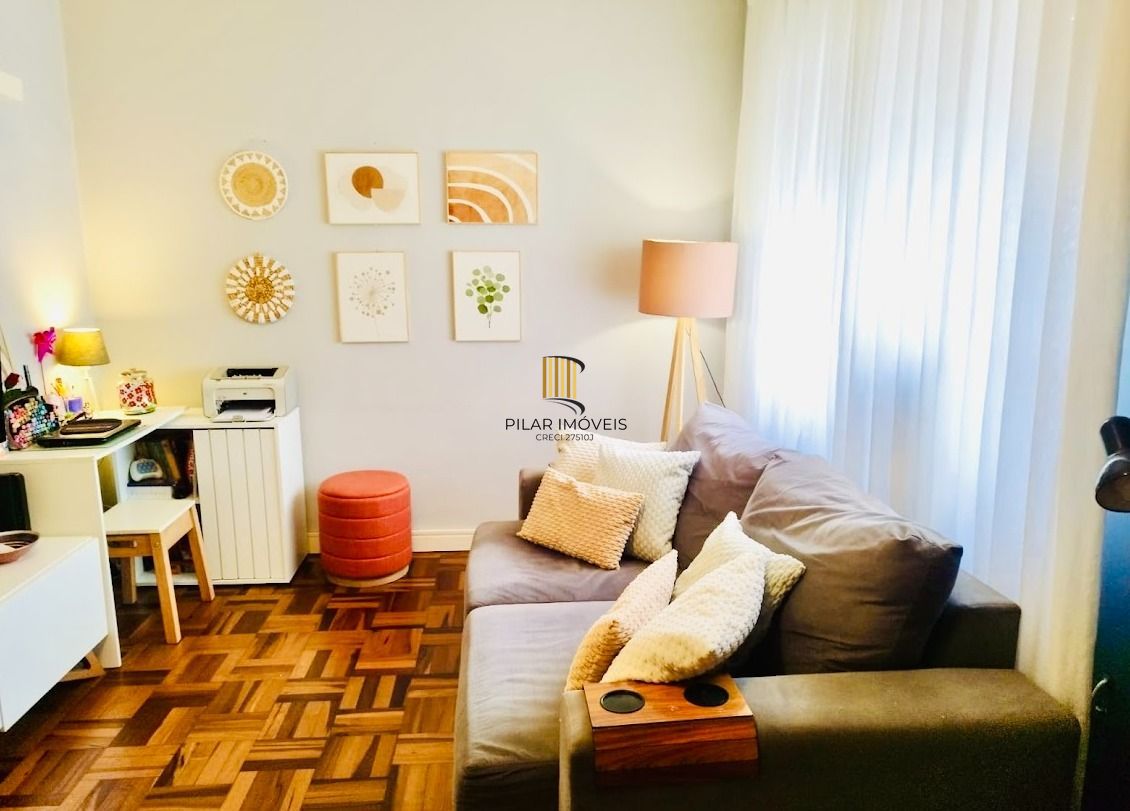 Apartamento Garden de 2 dormitórios com pátio e vaga