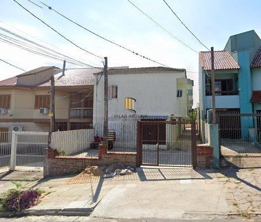 Casa em condomínio de 3 dormitórios e vaga no Partenon