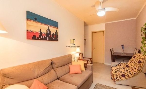Apartamento no Passo D'areia de 1 dormitório e vaga