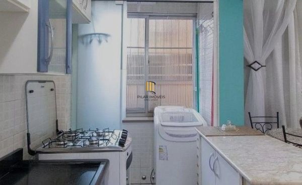 Apartamento no Centro de 1 dormitório semi mobiliado
