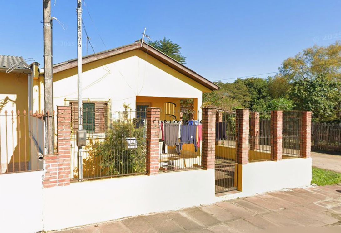 Casa 3 dormitórios no bairro Passo do Feijó