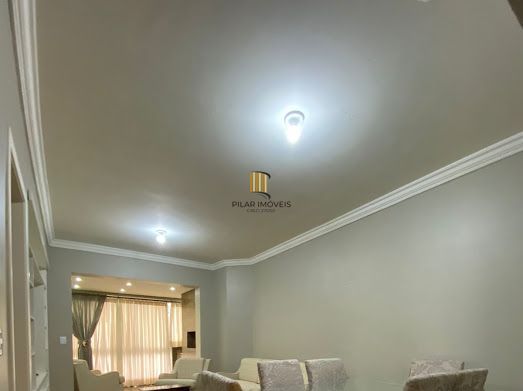Apartamento no bairro Auxiliadora com 90m² de 2 dormitórios e 2 vagas