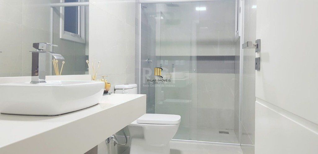 Casa Condominio para Venda - 250m², 4 dormitórios, sendo 4 suites, 2 vagas - Atlântida