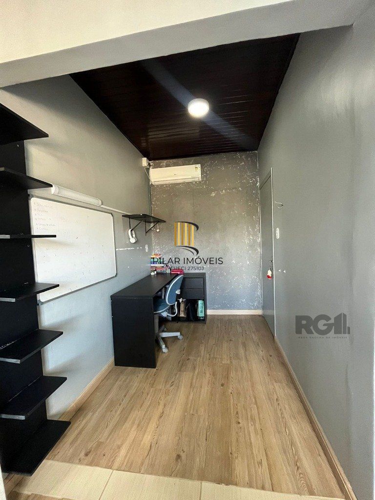 Casa 2 dormitórios no bairro Rubem Berta