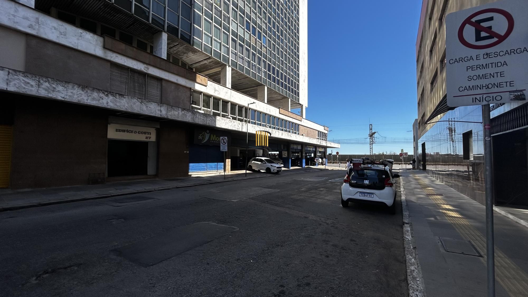 Sala Comercial 1 dormitório no bairro Centro Histórico
