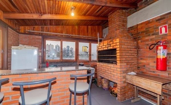 Apartamento de 4 dormitórios e vaga no Jardim do Salso