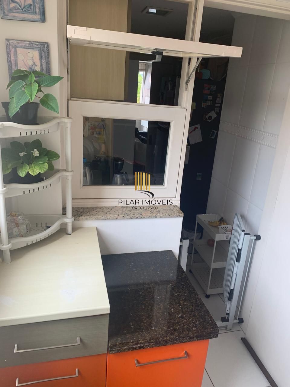 Apartamento no bairro Vila Ipiranga de 2 dormitórios e vaga