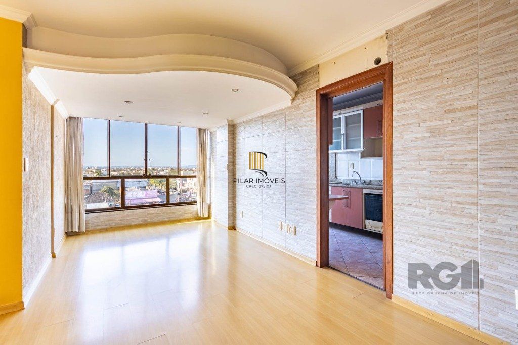 Cobertura no Sarandi de 2 dormitórios e vaga Desocupado