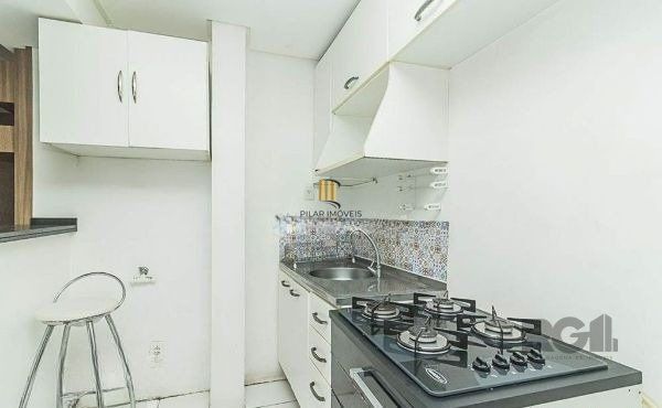 Apartamento de 2 dormitórios e vaga Desocupado