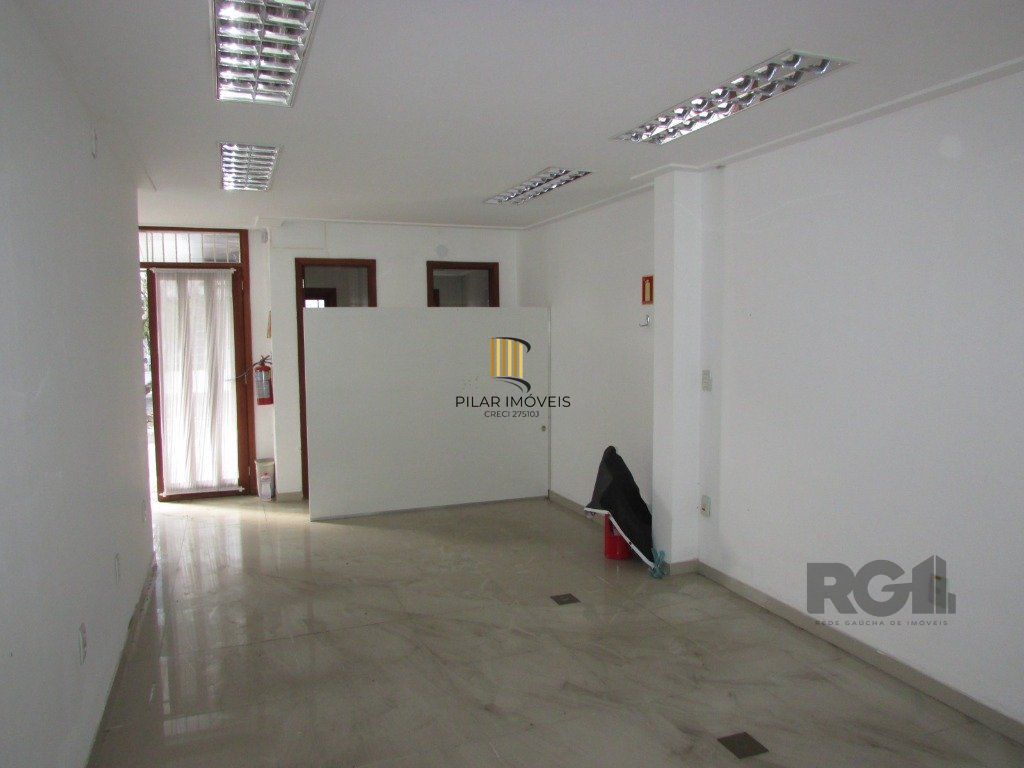 Casa no Passo D'areia - terreno com 2 casas