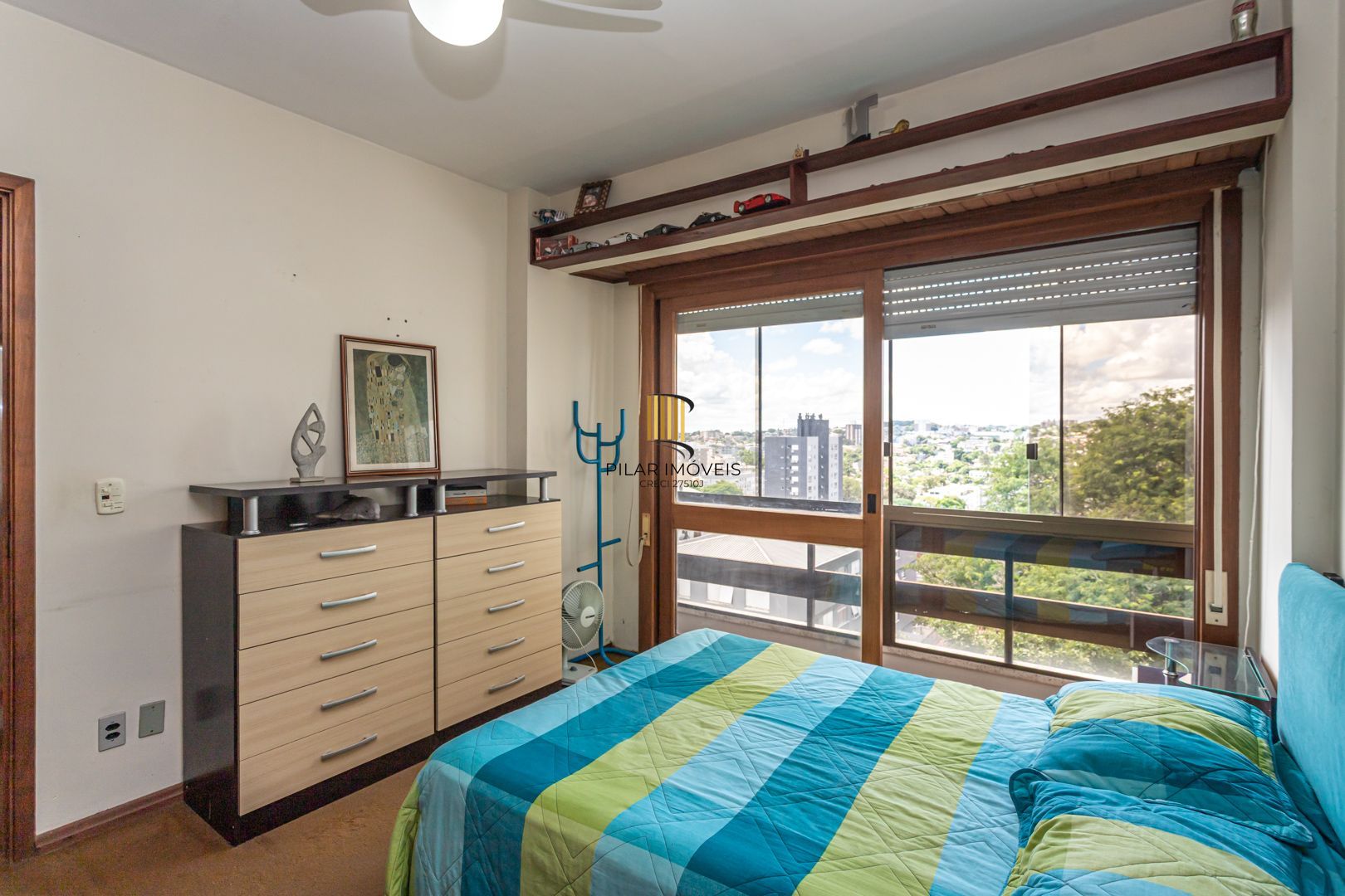Cobertura no bairro Petrópolis de 3 dormitórios terraço e 2 vagas