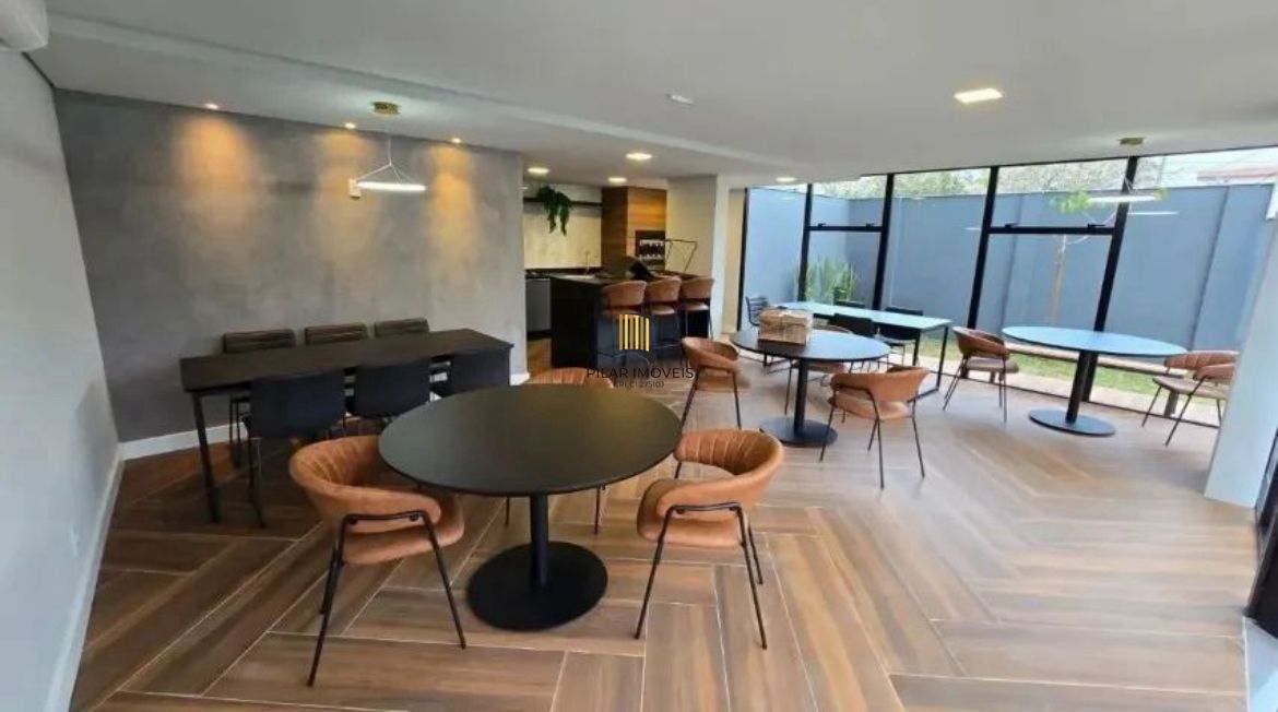 Apartamento de 2 dormitórios e vaga semi mobiliado em Canoas