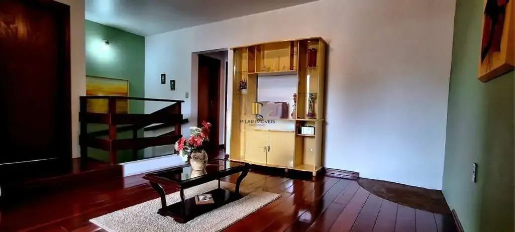 Casa 3 dormitórios no bairro Passo das Pedras