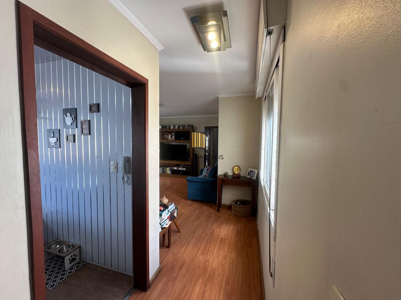 Ótima cobertura de 3 dormitórios com 232m² no bairro Passo da Areia.