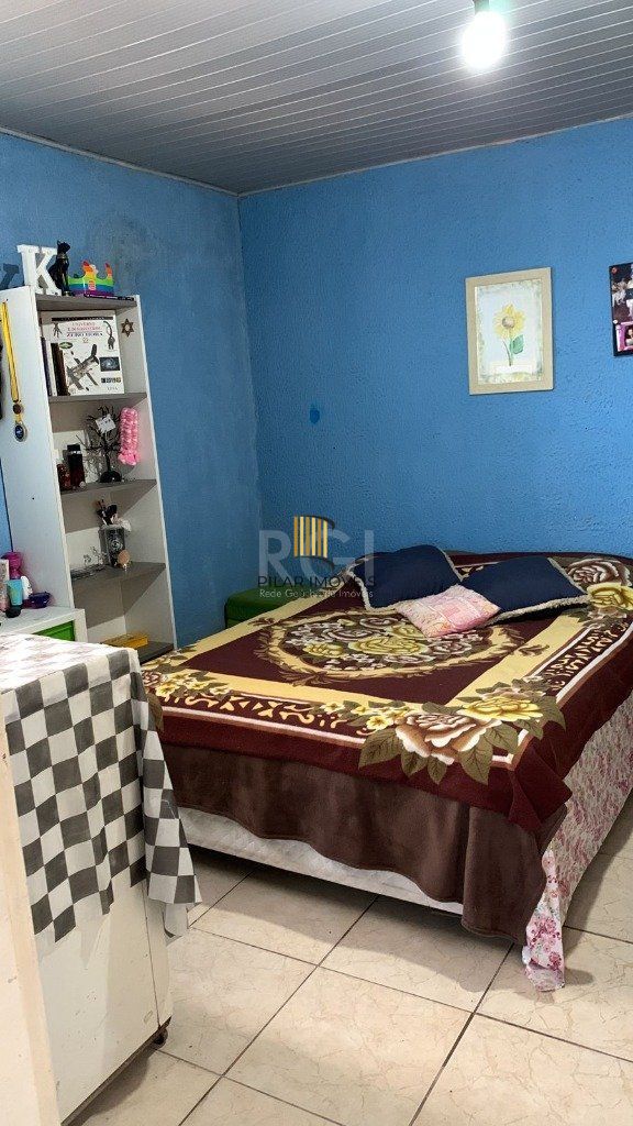 Casa 4 dormitórios 3 banheiros garagem coberta para 3 + carros